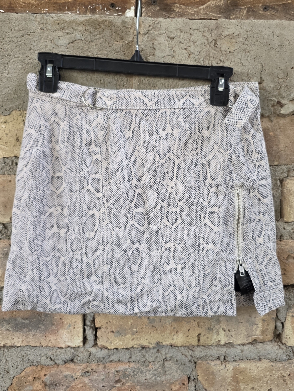 Free People Snake Print Zip Slit Mini Skirt Gray Gray/White Size 6